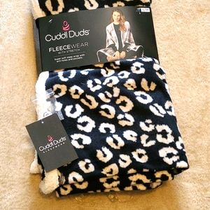 New Cuddly Blanket Wear